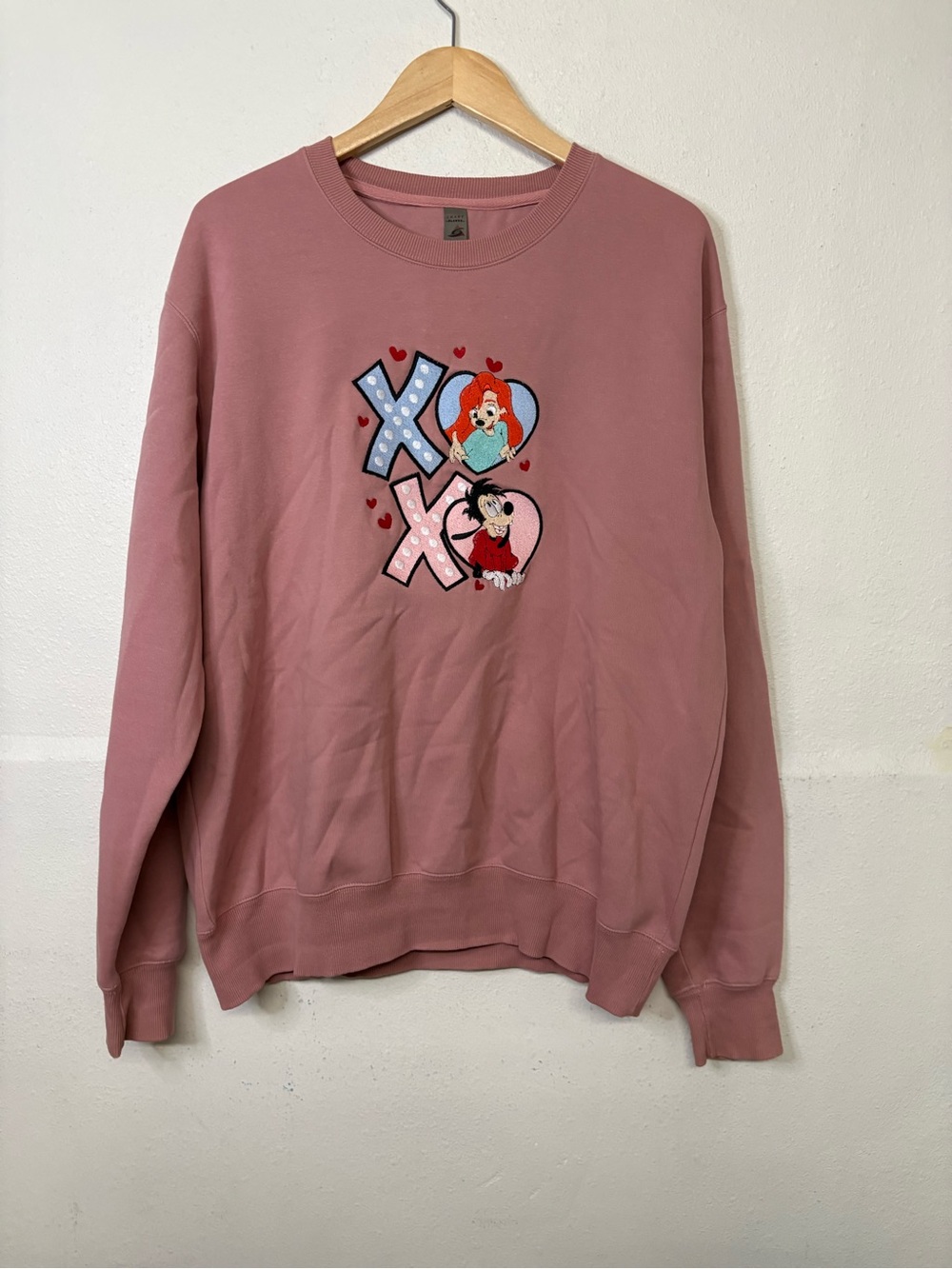 Women’s Pink Graphic Pullover Sweatshirt - XO Heart Design